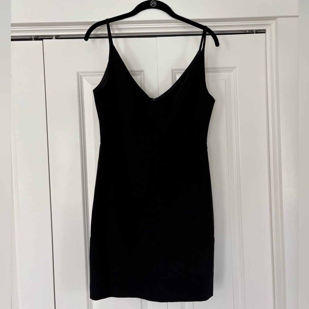 Black Halo Deep V Neck Mini Dress with Spaghetti Straps Size 6
